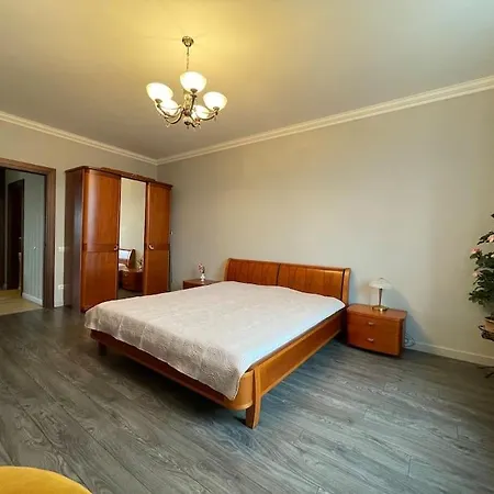 Apartment Eksporta Street Quiet Old *